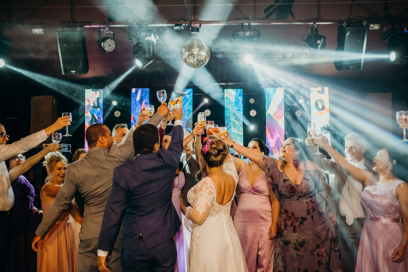 Iluminação-de-pista-de-dança-1